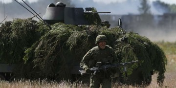 Бей своих прибалтов, чтобы чужие русские боялись!