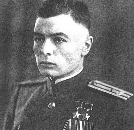 Василий Степанович Петров - Человек легендарного мужества