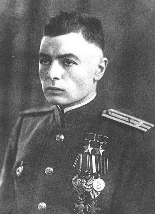 Василий Степанович Петров - Человек легендарного мужества