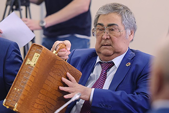 Telegram-каналы отправили Тулеева в отставку Telegram-каналы отправили Тулеева в отставку