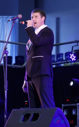 Глава ЛНР вручил дипломы отличника участникам первого в Республике бала медалистов (Фото) Глава ЛНР вручил дипломы отличника участникам первого в Республике бала медалистов (Фото)