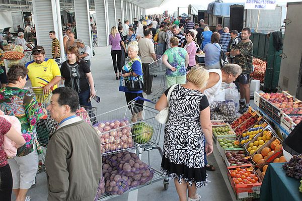 В ДНР национализированы уже 60% рынков