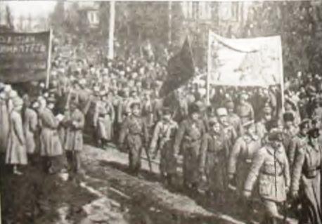 Галоша Грушевского против украинской армии