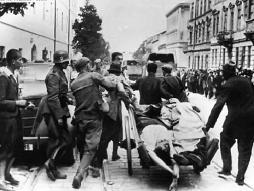 На Украине с размахом отметят 110-летний юбилей нациста Шухевича На Украине с размахом отметят 110-летний юбилей нациста Шухевича