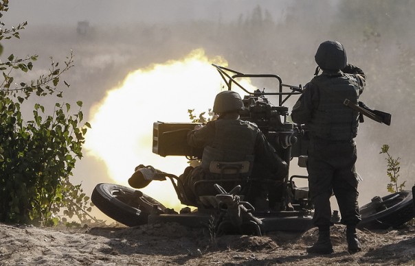 Украинские военные заявили о занятии новых позиций в "серой зоне" Донбасса