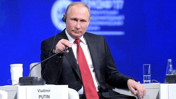 Заканчивайте давайте: на ПМЭФ-2017 Путин рубанул правду-матку про американцев