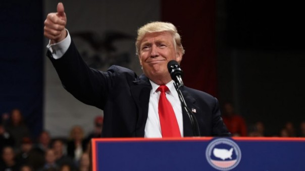 Адвокат Трампа: Коми признал свою причастность к утечкам информации