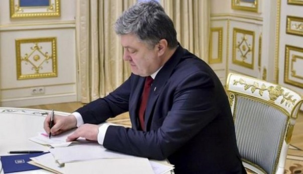 Порошенко: две дороги в никуда. Ростислав Ищенко