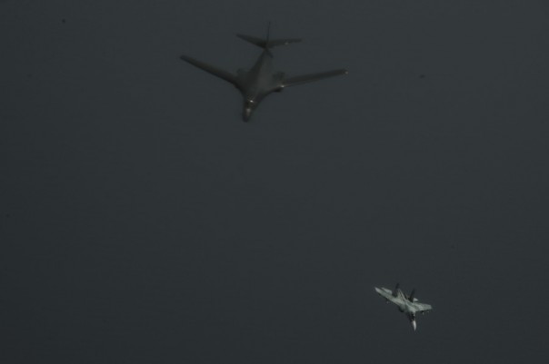 Перехваты стратегических бомбардировщиков США российскими истребителями Су-27 на Балтике Перехваты стратегических бомбардировщиков США российскими истребителями Су-27 на Балтике