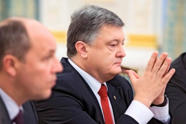 Порошенко просится на ковер к Трампу