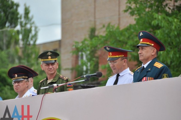 Донецкий военный лицей им. Берегового в торжественной обстановке отметил свой 22-й выпуск Донецкий военный лицей им. Берегового в торжественной обстановке отметил свой 22-й выпуск