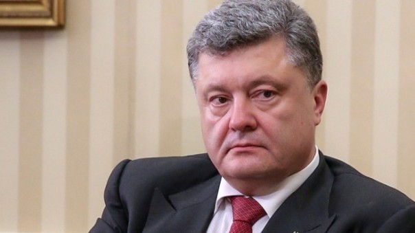 Киевская хунта: СМИ Украины подтверждают, что Турчинов подставил Порошенко