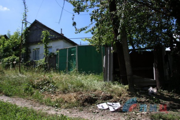 Сводка от НМ ЛНР 19 июня 2017. Укрофашисты 10 раз нарушили "режим тишины", житель села Желтое погиб, подорвавшись на установленной ВСУ растяжке Сводка от НМ ЛНР 19 июня 2017. Укрофашисты 10 раз нарушили "режим тишины", житель села Желтое погиб, подорвавшись на установленной ВСУ растяжке