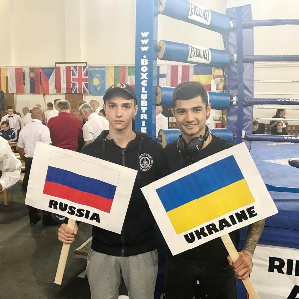 Украинский боксер «взорвал» Инстаграм словами о том, что нормальный человек в «АТО» не поедет Украинский боксер «взорвал» Инстаграм словами о том, что нормальный человек в «АТО» не поедет