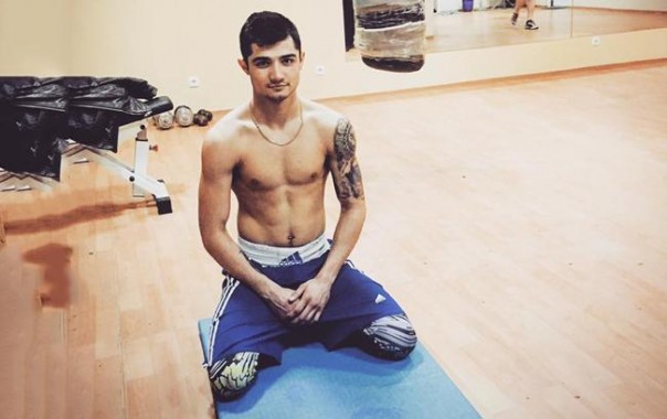 Украинский боксер «взорвал» Инстаграм словами о том, что нормальный человек в «АТО» не поедет