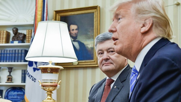 Порошенко хочет получать уголь и газ из США
