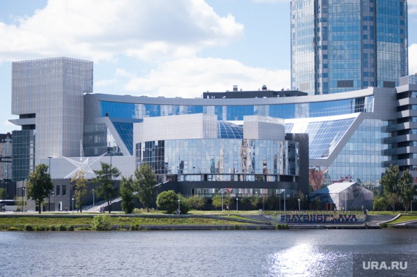 «Уральский родительский комитет» пожаловался прокуратуре на секс подростков в Ельцин Центре «Уральский родительский комитет» пожаловался прокуратуре на секс подростков в Ельцин Центре