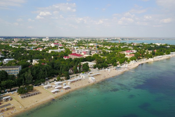 Пустые пляжи Крыма с квадрокоптера Пустые пляжи Крыма с квадрокоптера