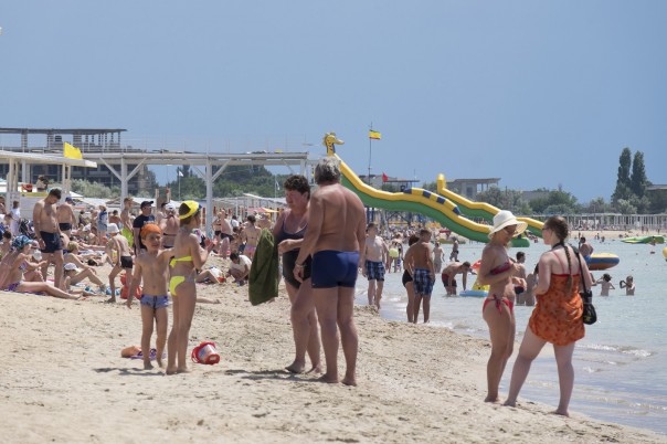 Пустые пляжи Крыма с квадрокоптера Пустые пляжи Крыма с квадрокоптера