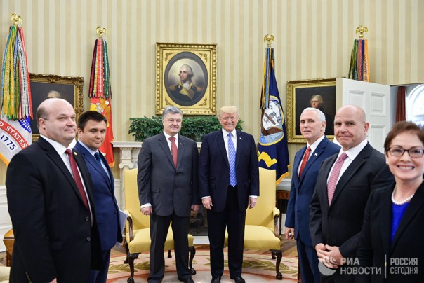 Путь Порошенко: из Европы — в импичмент. Ростислав Ищенко