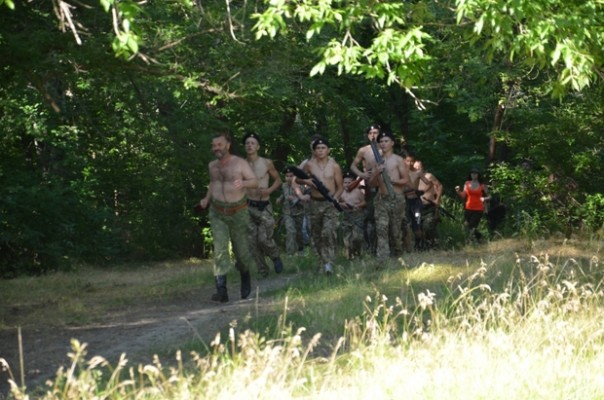 "Георгиевские сборы" военно-патриотических клубов МВД ЛНР стартовали в Краснодонском районе "Георгиевские сборы" военно-патриотических клубов МВД ЛНР стартовали в Краснодонском районе