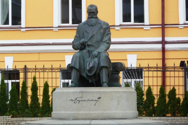 Одержимая революцией: как Украина 100 лет доказывает свою независимость