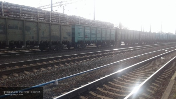 Экономический паралич: РФ решила указать Прибалтике на ее место у семафора