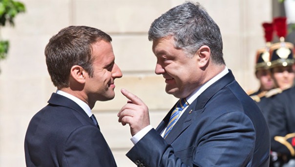 В администрации Порошенко раскрыли детали "формулы Макрона" по Донбассу