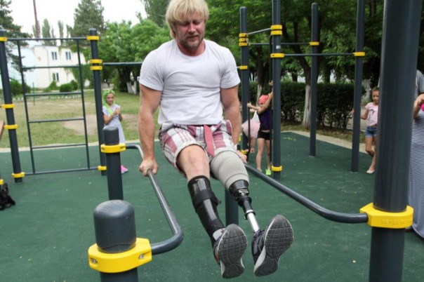 В Крыму начали строительство спортплощадок для людей с ограниченными возможностями