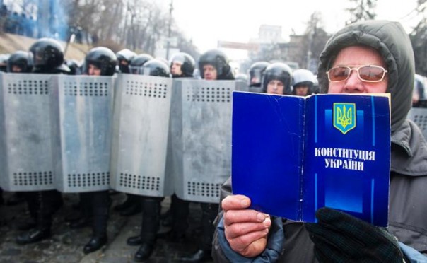 Основной закон Порошенко: К ногтю!