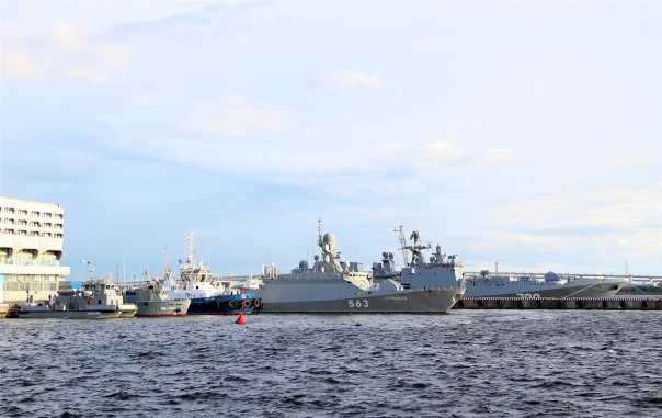 Адмирал Макаров и Серпухов: главные новинки МВМС-2017 попали в объективы Адмирал Макаров и Серпухов: главные новинки МВМС-2017 попали в объективы