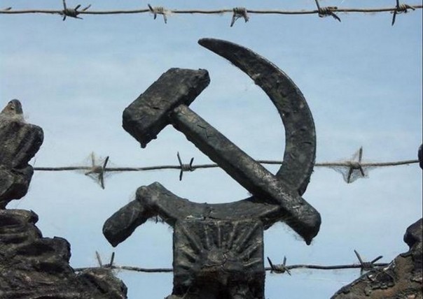 СССР виноват в воровстве Порошенко