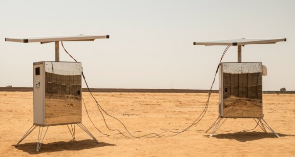 Два «пепелаца» делают воду в пустыне из солнца и воздуха