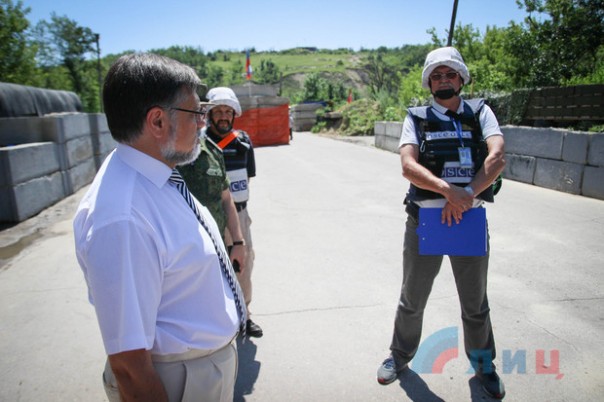 Сводка от НМ ЛНР 30 июня 2017. Укрофашисты за неделю выпустили по территории ЛНР почти 1100 боеприпасов Сводка от НМ ЛНР 30 июня 2017. Укрофашисты за неделю выпустили по территории ЛНР почти 1100 боеприпасов