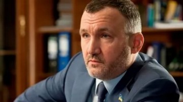 Кузьмин: Проголосовав за курс на НАТО, Рада утратила остатки легитимности