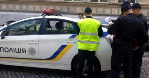 Во Львове посетитель тренажёрного зала проломил тренеру череп грифом штанги