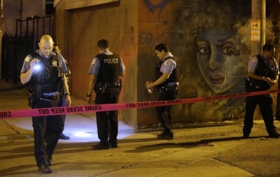 В Чикаго из-за перестрелок пострадали 100 человек