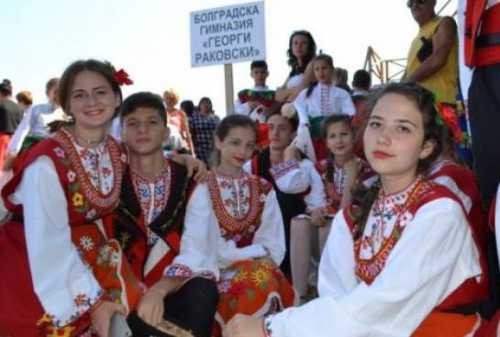 Украина и нацменьшинства: ассимиляция продолжается