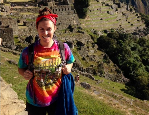 Свидетелям безвизга на заметку: Девушка питалась на помойке 8 месяцев, чтобы уехать отдыхать