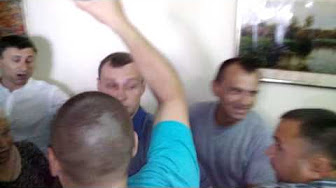 А хто из них агент Путина?﻿ Сумские хрюмберги подрались из-за "портфелей"