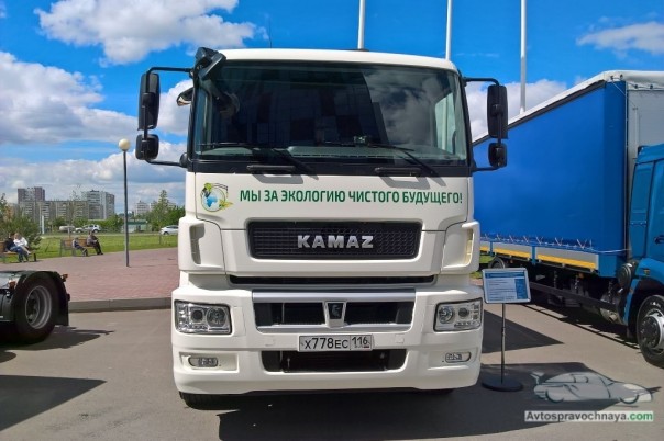 «Экология будущего»: опубликованы фото новейшего КамАЗа с двумя двигателями