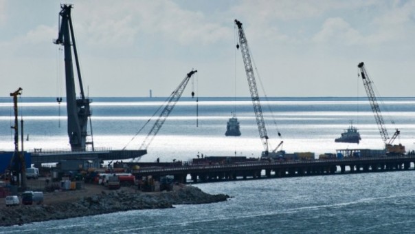 Керченский мост — символ неразрывной связи Крыма с Россией Керченский мост — символ неразрывной связи Крыма с Россией