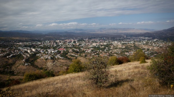 Азербайджан нанес удар по позициям Армении в Карабахе Азербайджан нанес удар по позициям Армении в Карабахе