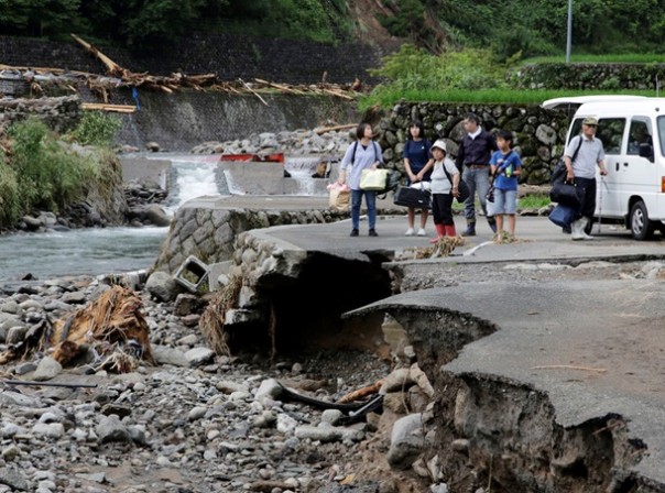 Наводнение в Китае: в зоне бедствия 12 млн человек