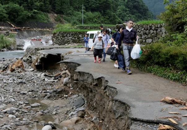 Наводнение в Китае: в зоне бедствия 12 млн человек