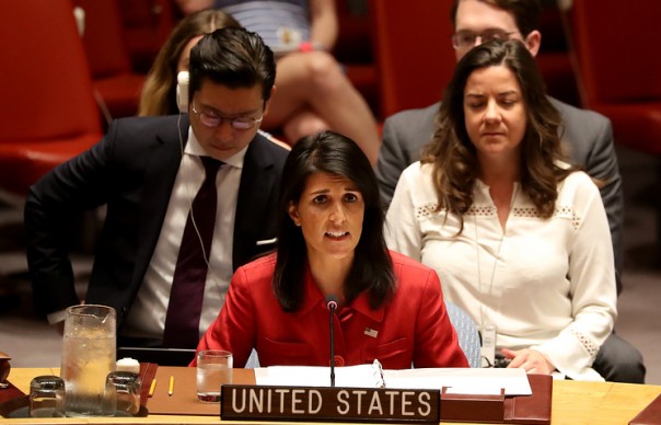 А что если пугануть - вместо того чтобы отнекиваться?..