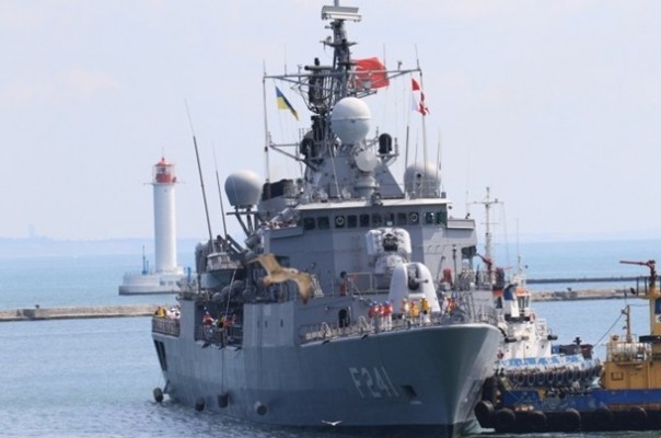 В Одессу прибыли корабли НАТО и стартовали учения Си Бриз-2017