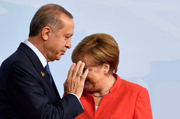 О Темнейшем, который смеётся последним: 10 причин