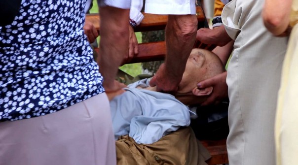 Символично: Во время речи в честь Шухевича умер глава районной ячейки УПА - отправился к бандере в ад в прямом эфире. Символично: Во время речи в честь Шухевича умер глава районной ячейки УПА - отправился к бандере в ад в прямом эфире.