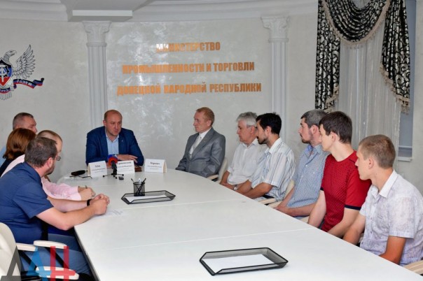 Директор «3D Техно» рассказал студентам и специалистам ДНР о новейших технологиях трехмерной печати Директор «3D Техно» рассказал студентам и специалистам ДНР о новейших технологиях трехмерной печати